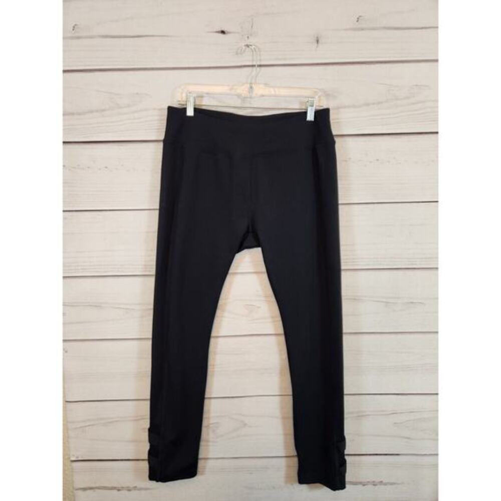 Chico’s Zenergy Women's Black Athletic Leggings Criss Cross Ankles Size 1 / US M